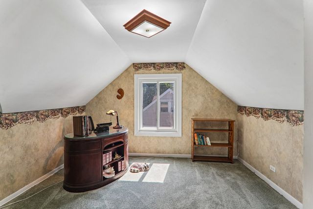 2870 Alden Lane, Des Plaines, IL 60018