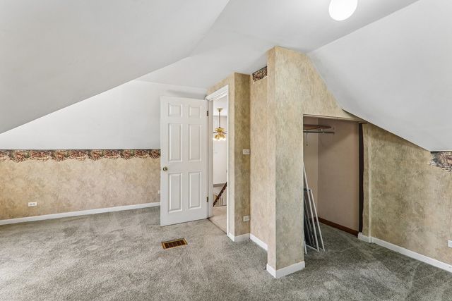 2870 Alden Lane, Des Plaines, IL 60018