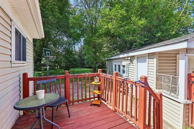2870 Alden Lane, Des Plaines, IL 60018