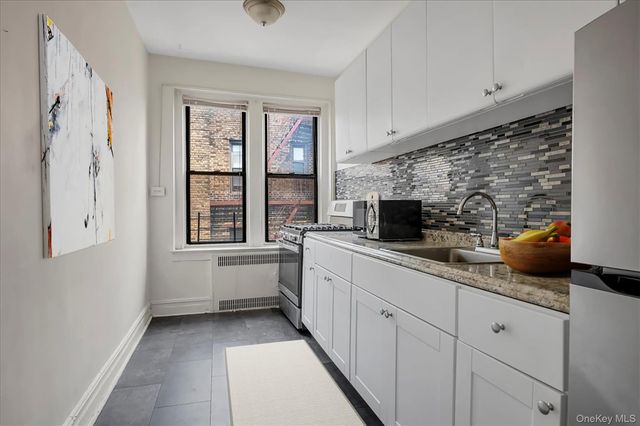 3545 81ST F9, Jackson Heights, NY 11372