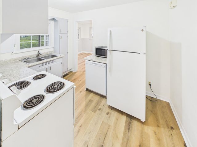 2030 Benedict Circle, Saint Albans, WV 25177