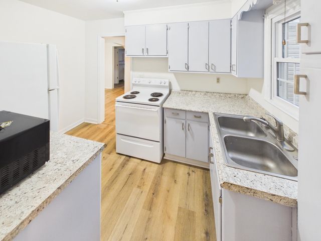 2030 Benedict Circle, Saint Albans, WV 25177