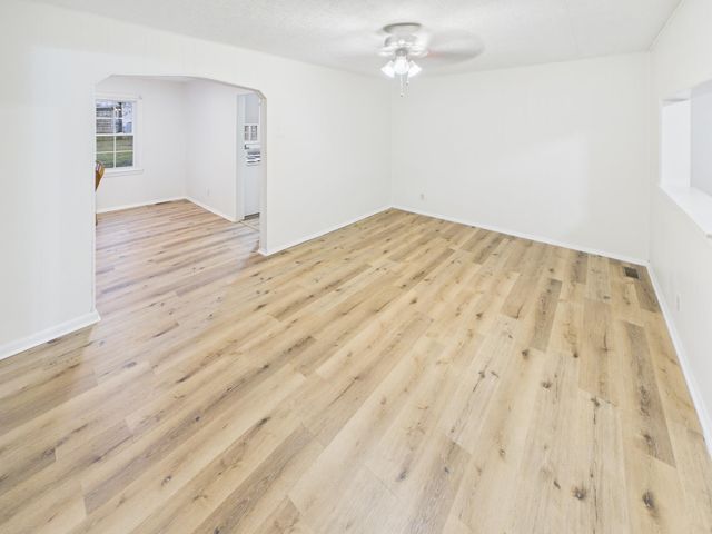 2030 Benedict Circle, Saint Albans, WV 25177