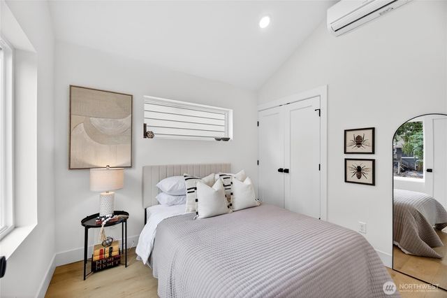 11013 Goodwin Way NE, Seattle, WA 98125