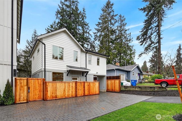 11013 Goodwin Way NE, Seattle, WA 98125