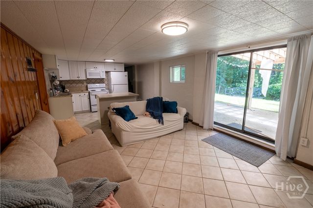 583 Woodland Hills, Athens, GA 30605
