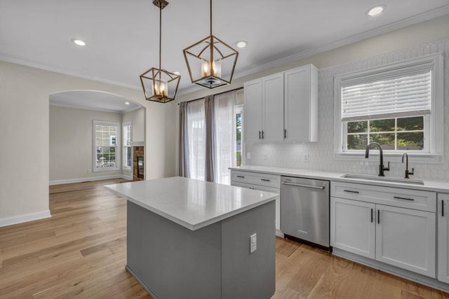 6175 El Camino Drive, Plain City, OH 43064