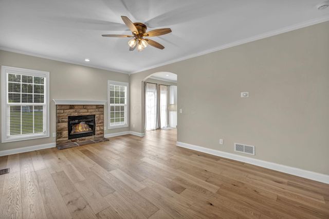 6175 El Camino Drive, Plain City, OH 43064
