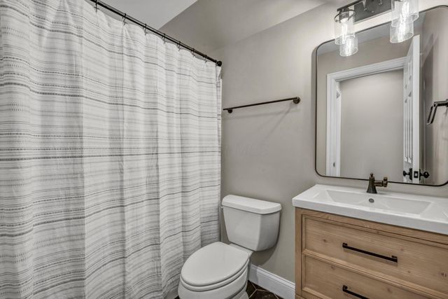 6175 El Camino Drive, Plain City, OH 43064