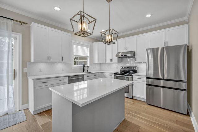 6175 El Camino Drive, Plain City, OH 43064