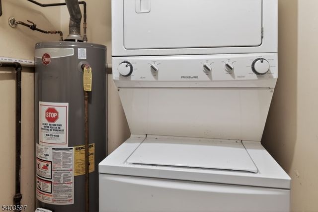 192 Burnett Ave 1, Maplewood Twp., NJ 07040