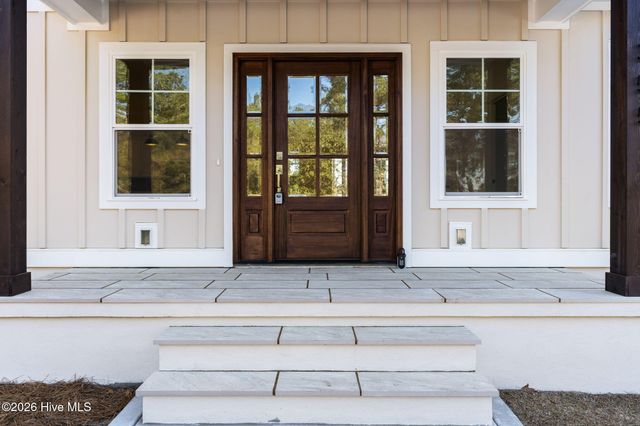 355 S Middleton Drive NW, Calabash, NC 28467