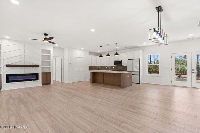 355 S Middleton Drive NW, Calabash, NC 28467