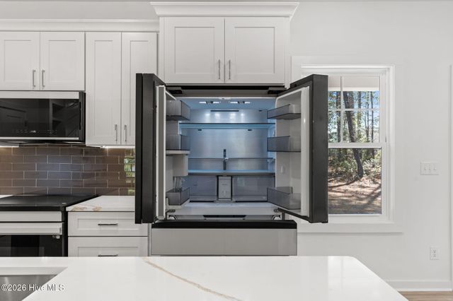 355 S Middleton Drive NW, Calabash, NC 28467