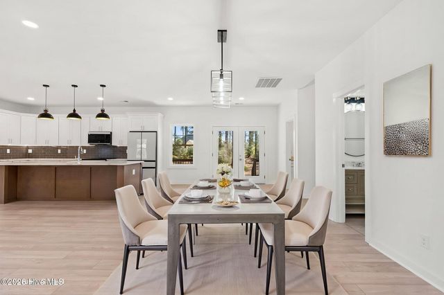 355 S Middleton Drive NW, Calabash, NC 28467