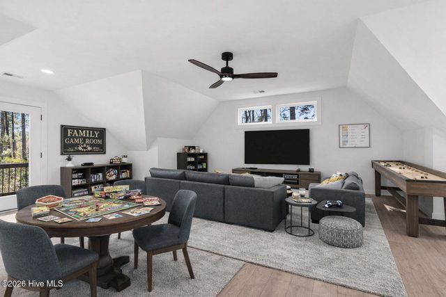 355 S Middleton Drive NW, Calabash, NC 28467