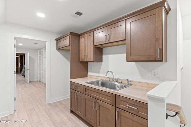 355 S Middleton Drive NW, Calabash, NC 28467