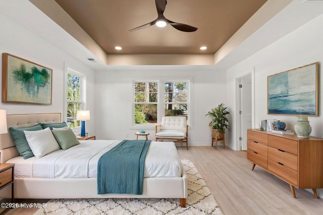 355 S Middleton Drive NW, Calabash, NC 28467