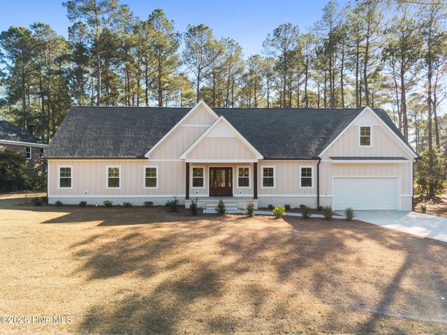 355 S Middleton Drive NW, Calabash, NC 28467