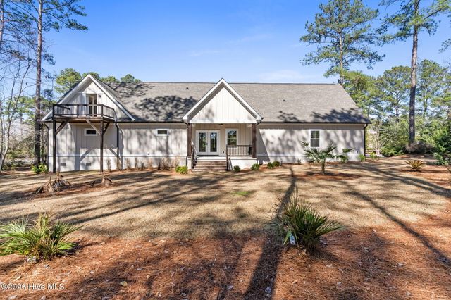 355 S Middleton Drive NW, Calabash, NC 28467