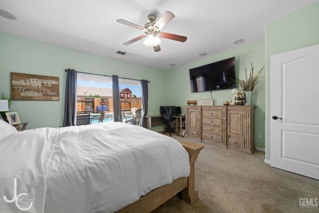 11102 Vista Del Rancho Drive, Bakersfield, CA 93311