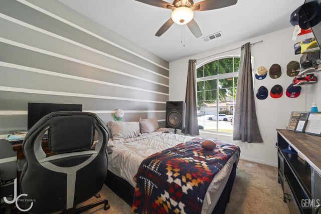 11102 Vista Del Rancho Drive, Bakersfield, CA 93311