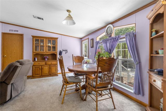 106 ARROWHEAD POINT ROAD, Hawthorne, FL 32640