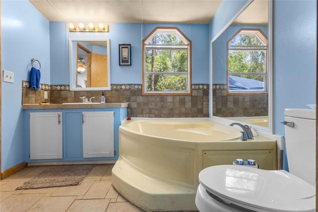 106 ARROWHEAD POINT ROAD, Hawthorne, FL 32640