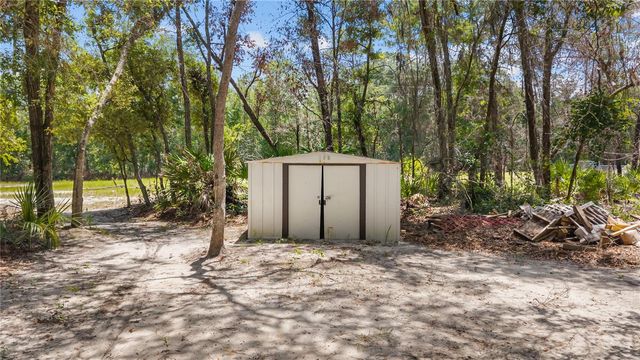 106 ARROWHEAD POINT ROAD, Hawthorne, FL 32640