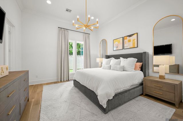 5026 Mimosa St, Baton Rouge, LA 70808