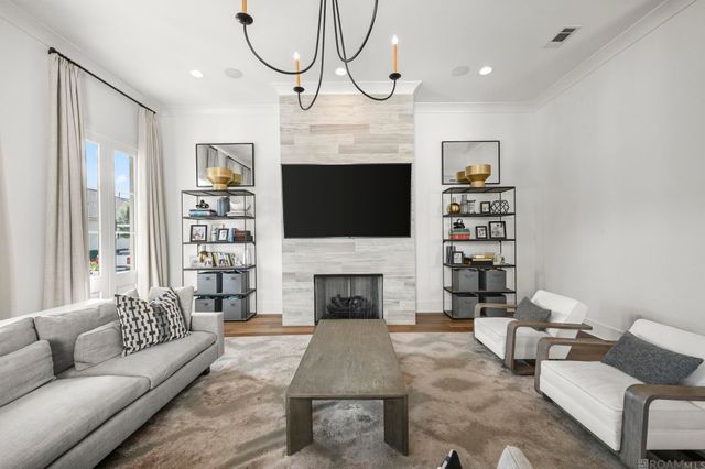 5026 Mimosa St, Baton Rouge, LA 70808