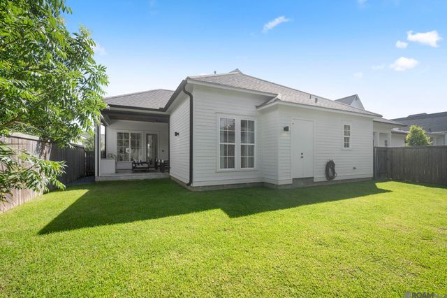 5026 Mimosa St, Baton Rouge, LA 70808