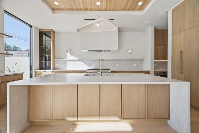 4827 Stansbury, Sherman Oaks, CA 91423