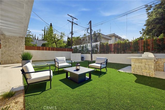 4827 Stansbury, Sherman Oaks, CA 91423