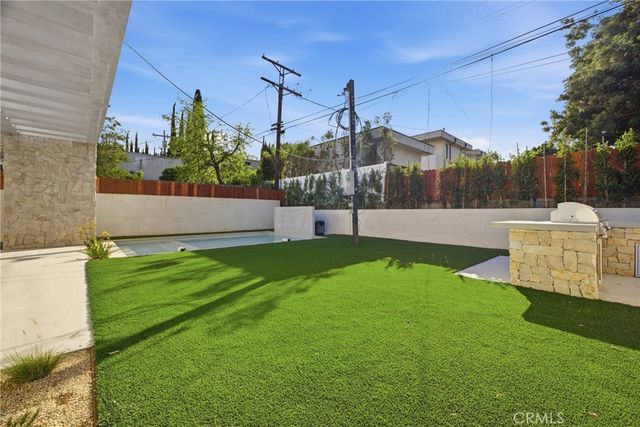 4827 Stansbury, Sherman Oaks, CA 91423