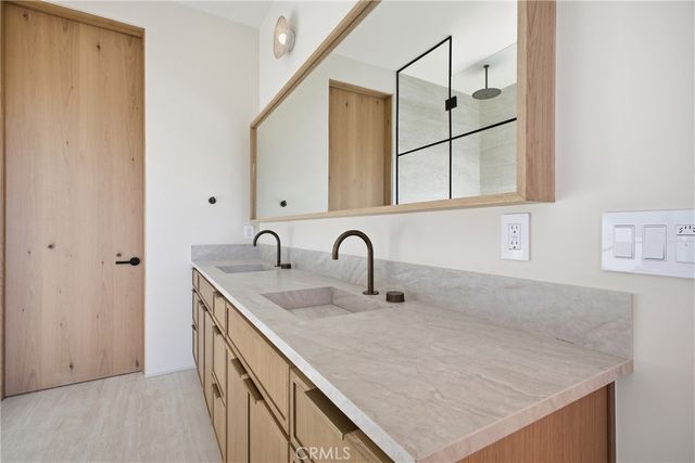 4827 Stansbury, Sherman Oaks, CA 91423