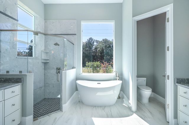 7595 155th Place N, Palm Beach Gardens, FL 33418