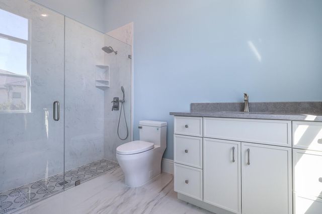 7595 155th Place N, Palm Beach Gardens, FL 33418