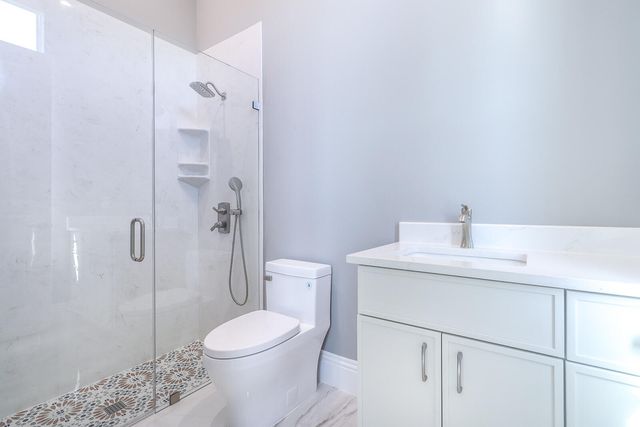 7595 155th Place N, Palm Beach Gardens, FL 33418