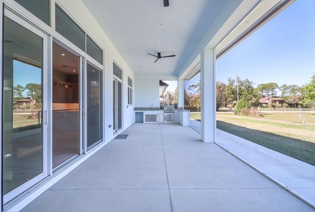 7595 155th Place N, Palm Beach Gardens, FL 33418