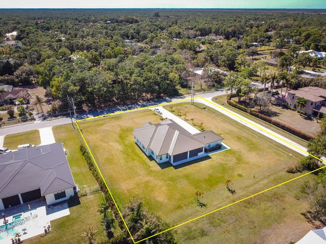 7595 155th Place N, Palm Beach Gardens, FL 33418