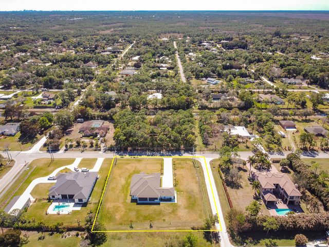 7595 155th Place N, Palm Beach Gardens, FL 33418