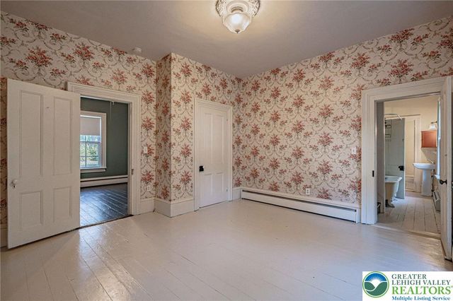 7727 Martins Creek Belvidere Highway, Lower Mt Bethel Twp, PA 18013