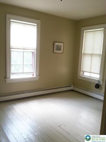7727 Martins Creek Belvidere Highway, Lower Mt Bethel Twp, PA 18013