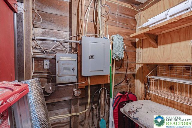 7727 Martins Creek Belvidere Highway, Lower Mt Bethel Twp, PA 18013