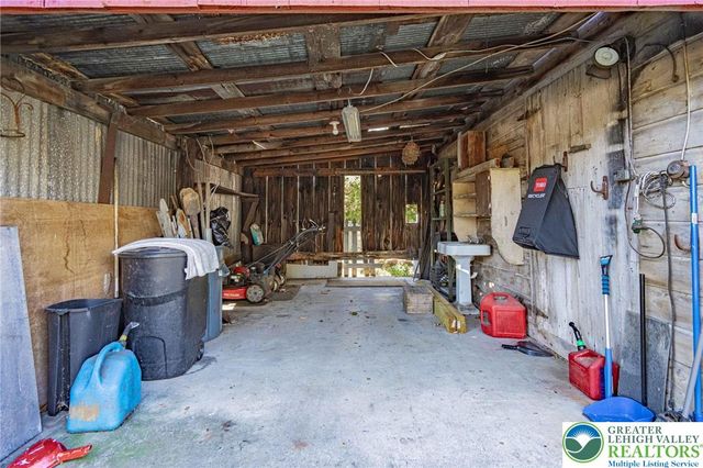 7727 Martins Creek Belvidere Highway, Lower Mt Bethel Twp, PA 18013