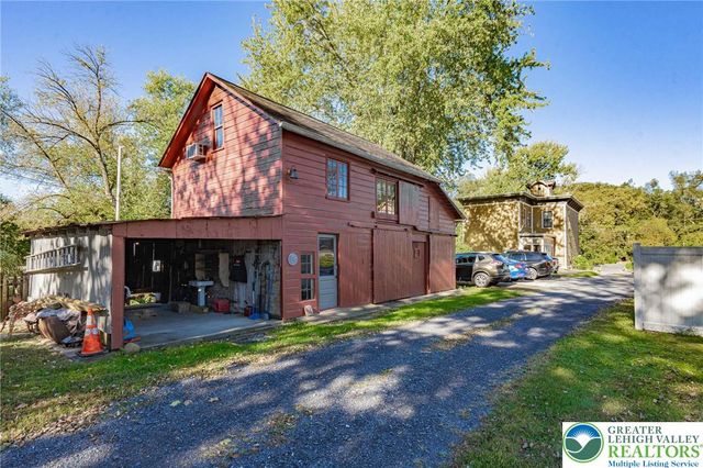 7727 Martins Creek Belvidere Highway, Lower Mt Bethel Twp, PA 18013