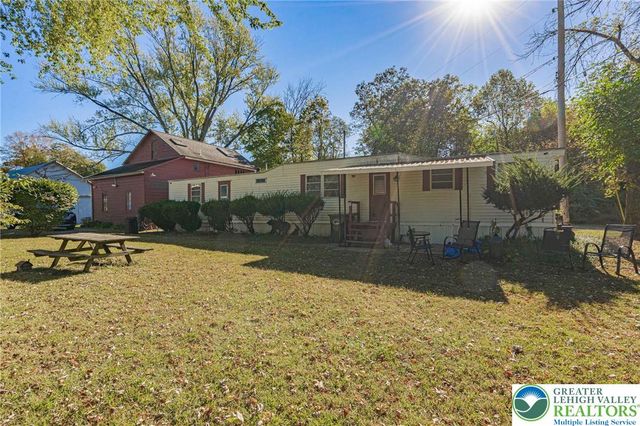 7727 Martins Creek Belvidere Highway, Lower Mt Bethel Twp, PA 18013