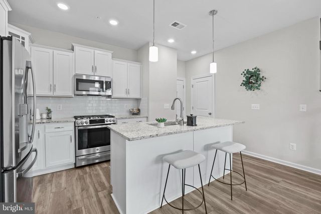 5936 FORUM SQ, Frederick, MD 21703