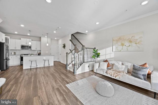 5936 FORUM SQ, Frederick, MD 21703